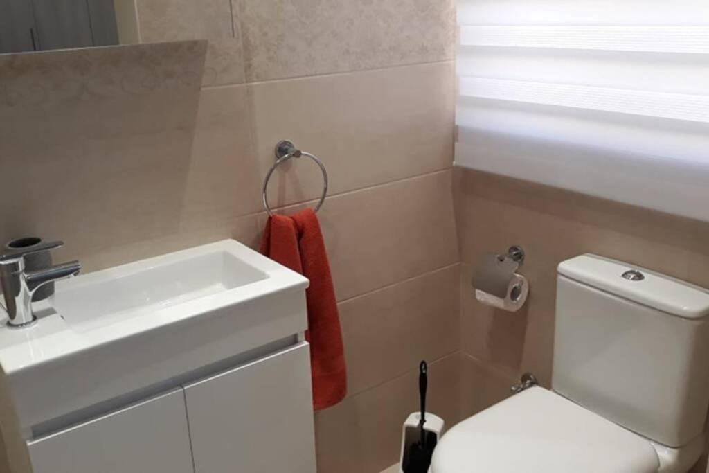 Ramzam - Spacious & Modern 3 Bedroom Apartment With Roof Terrace Марсаскала Экстерьер фото