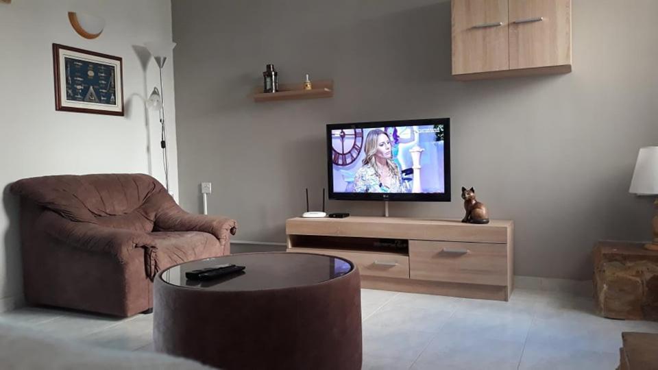 Ramzam - Spacious & Modern 3 Bedroom Apartment With Roof Terrace Марсаскала Экстерьер фото